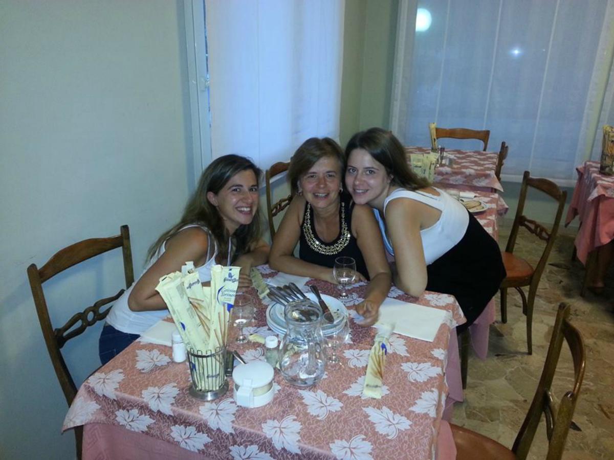 Hotel Irene Riccione Dış mekan fotoğraf